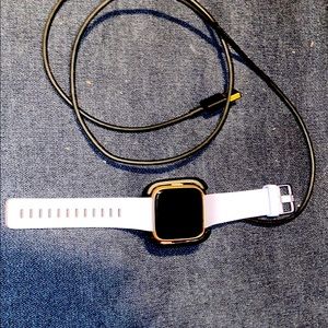 Fitbit Versa SmartWatch Fitness Activity Tracker